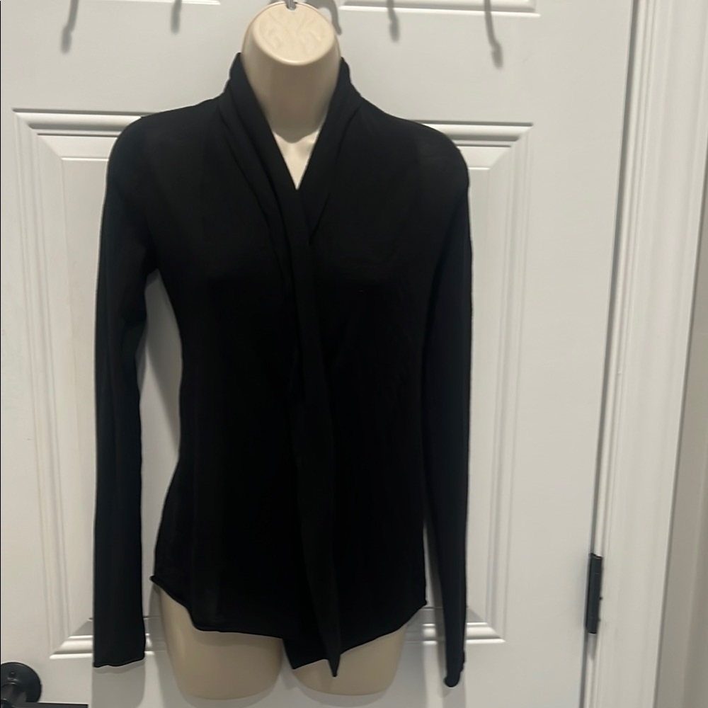 GUC! Express Elegant Black Cardigan